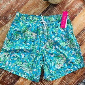NWT Lilly Pulitzer Men's Capri Swim Trunks in Chick Magnet Cumulus Blue.